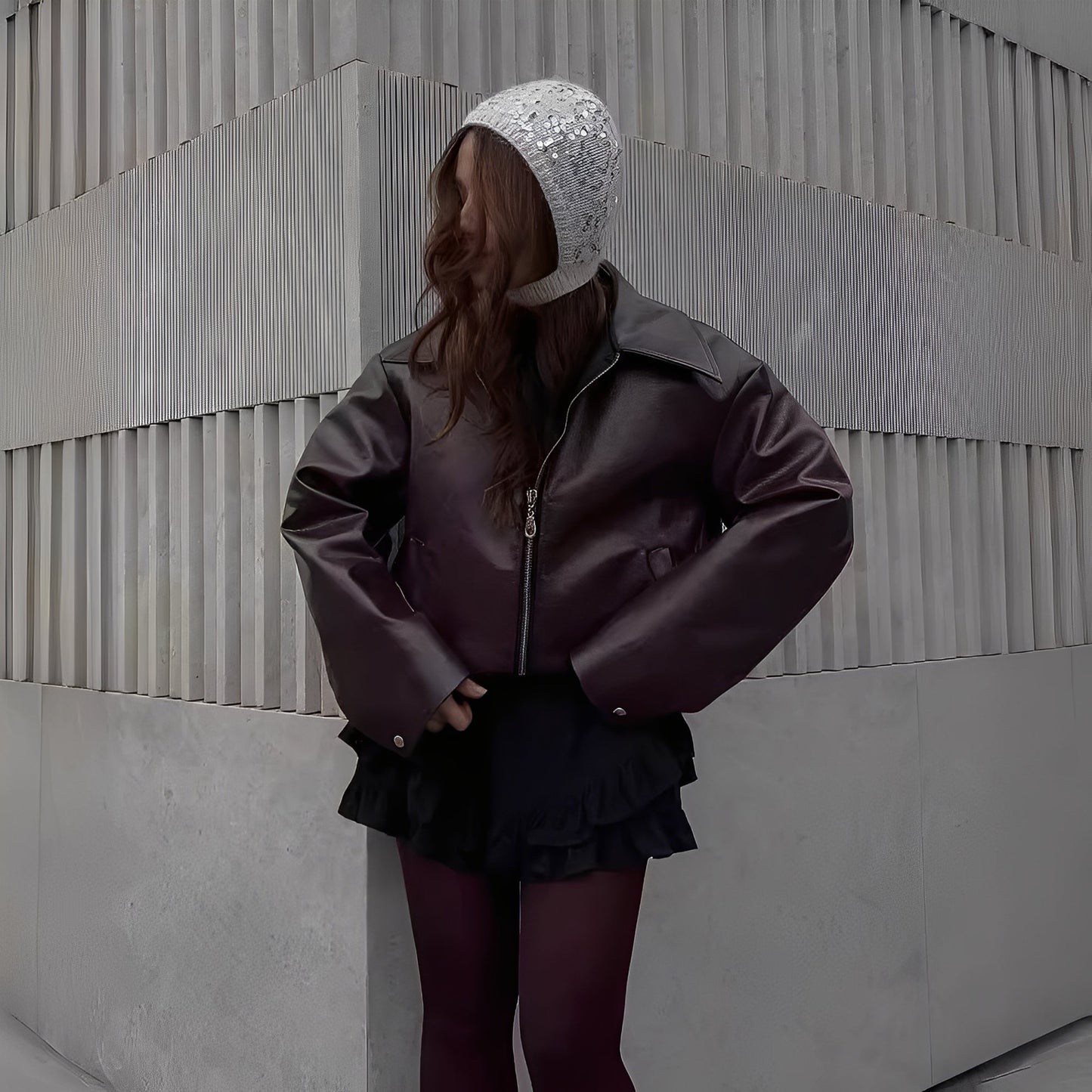 Lesley - Veste zippée moderne en cuir pour femmes