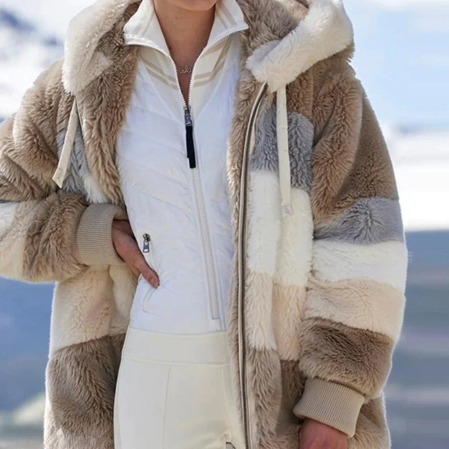 Alice – Manteau à capuche en tissu doux avec intérieur en laine