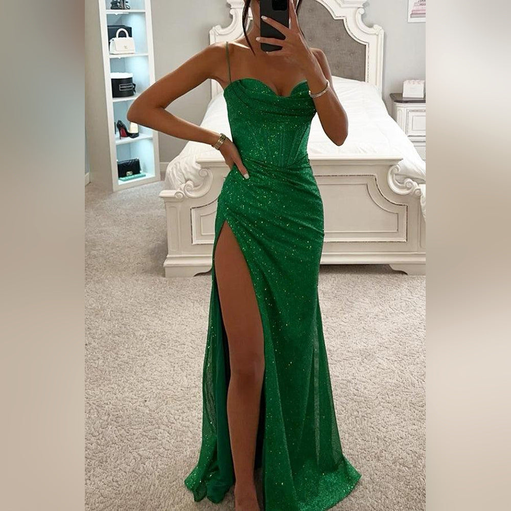 Elina – Robe de soirée avec décolleté en cœur