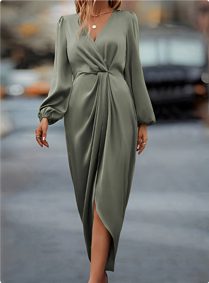 Diantha - Robe chic avec manches évasées fendues pour femmes