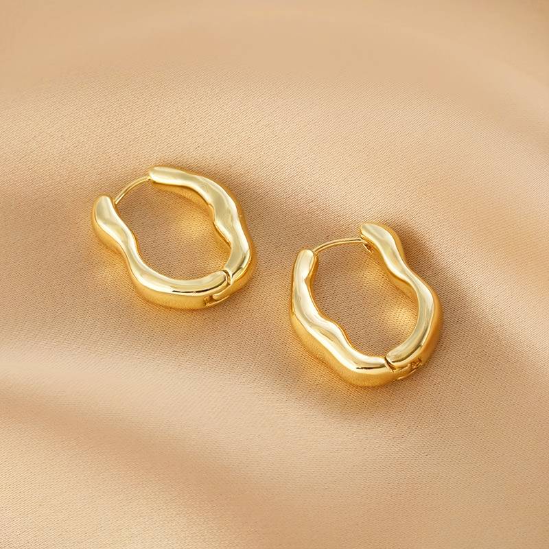 Boucles d'Oreilles de créole irrégulières - Boucles d'Oreilles de créole de forme irrégulière