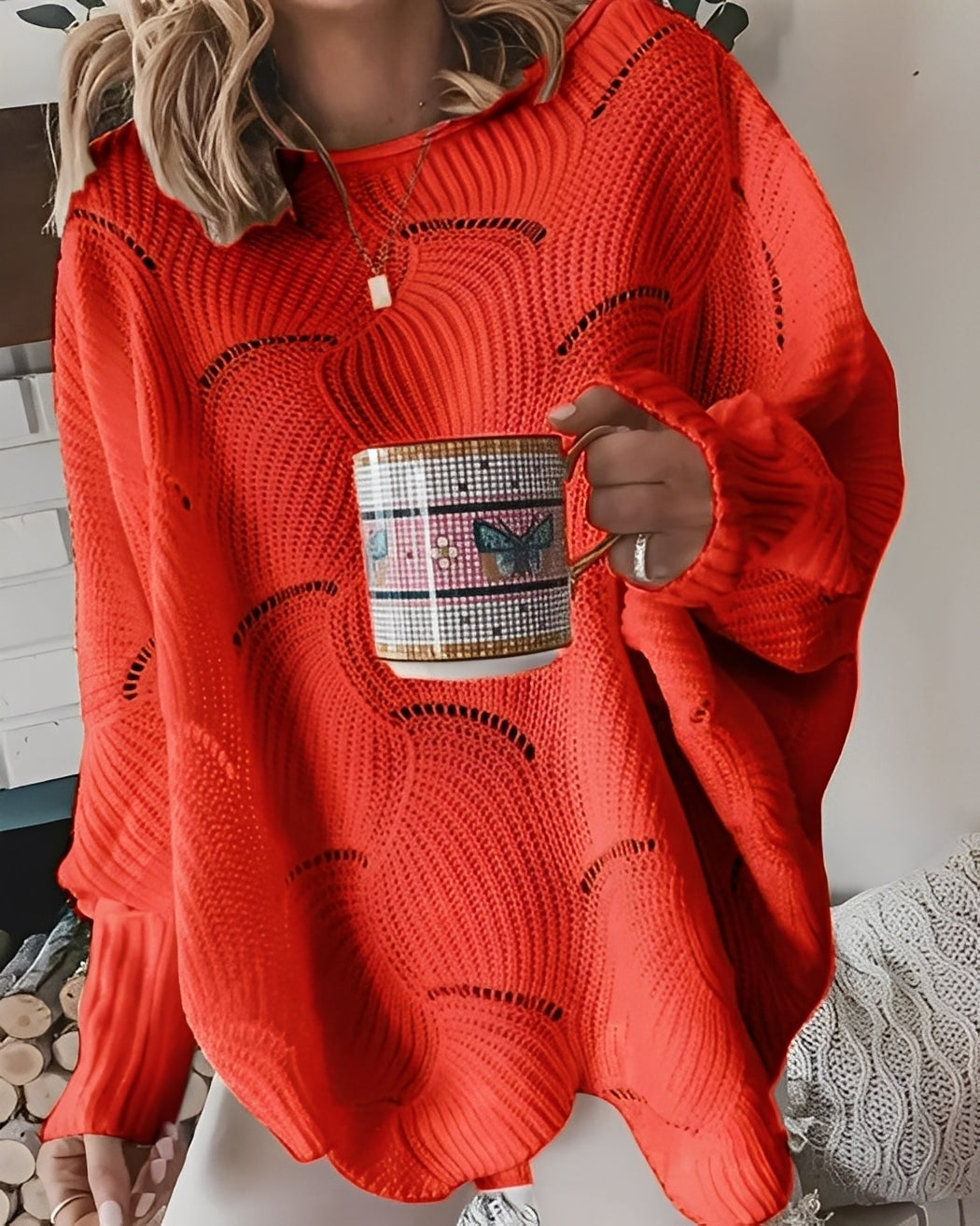 Kassandra - Pull féminin chic avec détails découpés