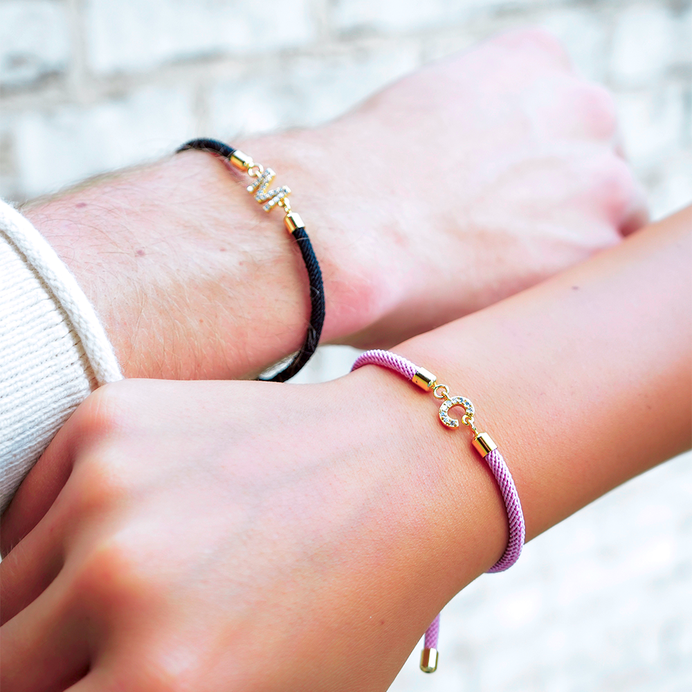 Calla – Bracelet ajustable avec initiale gravée