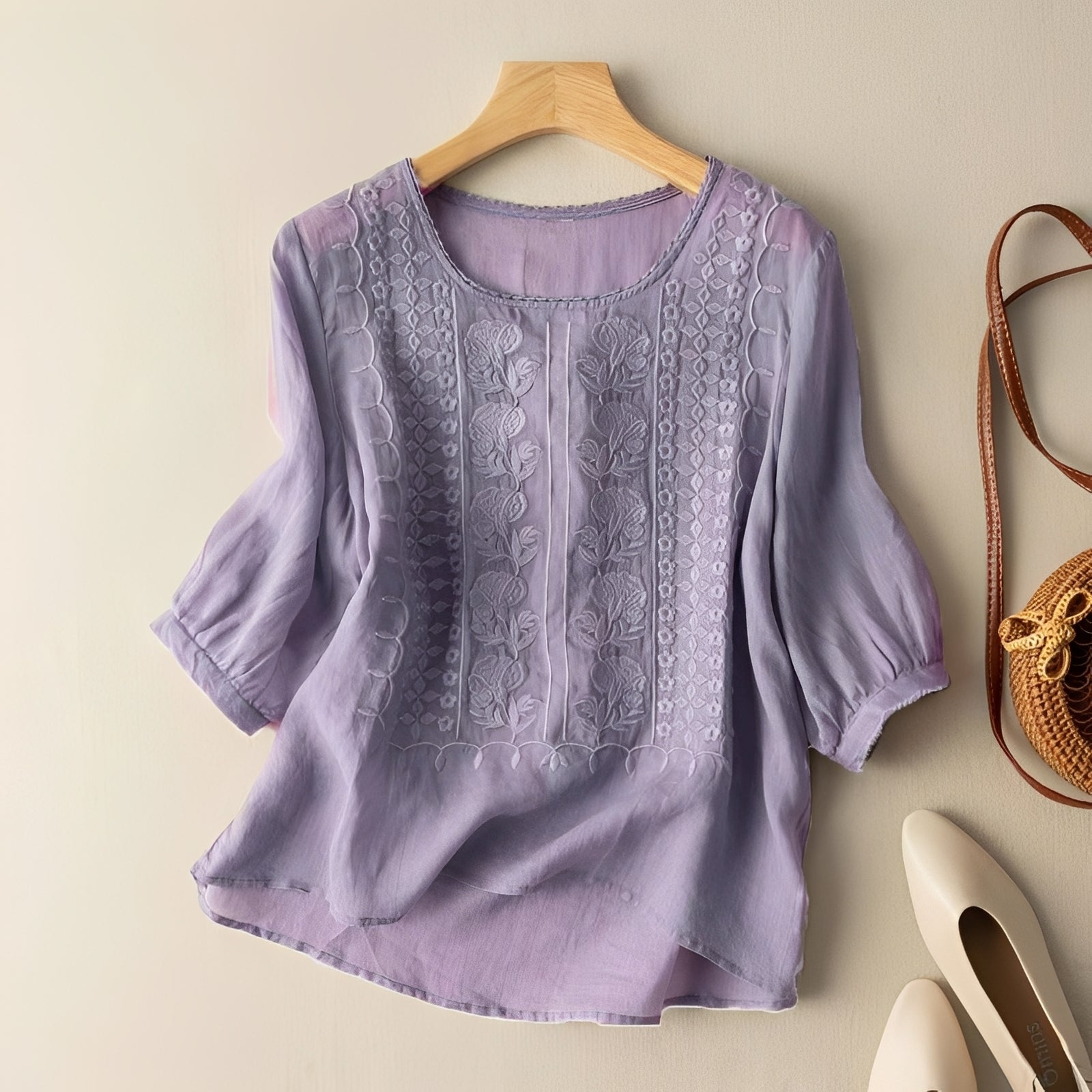 Gretchen - Blouse élégante brodée à manches 3/4 pour femmes