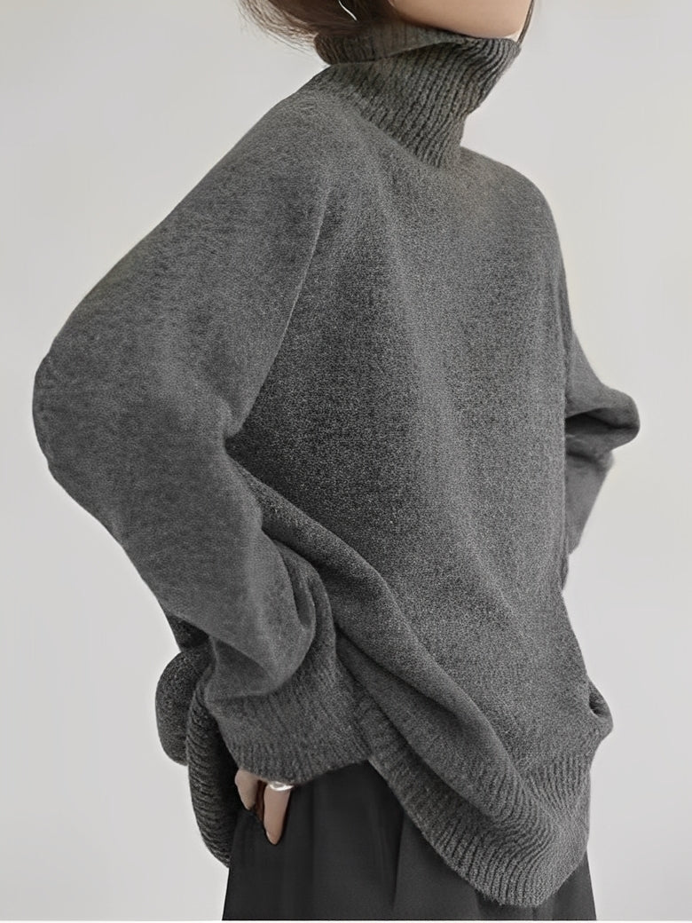 Gloria - Chic knitted sweater with a turtleneck in wool for women