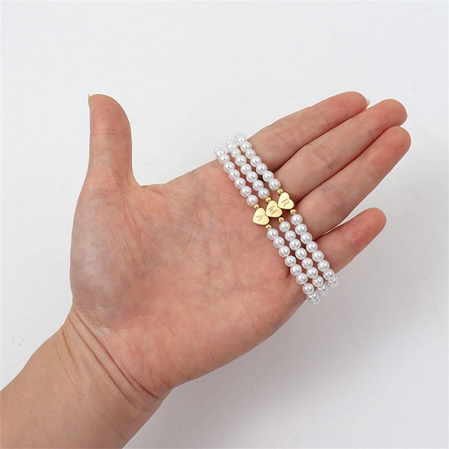 Bracelet de perles avec initiales gravées - Bracelet de perles en forme de cœur personnalisé