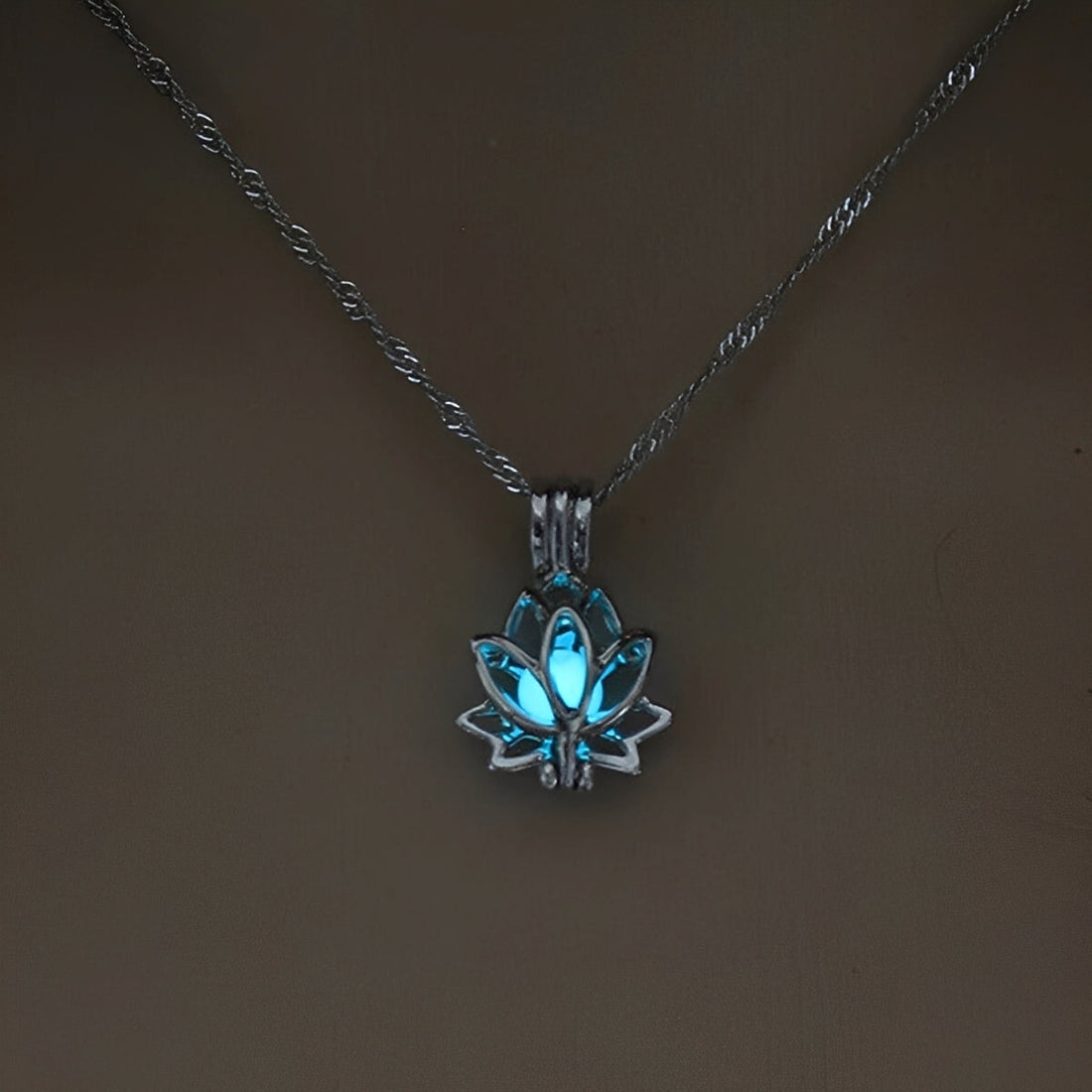 Mathina – fleur de lotus brillante