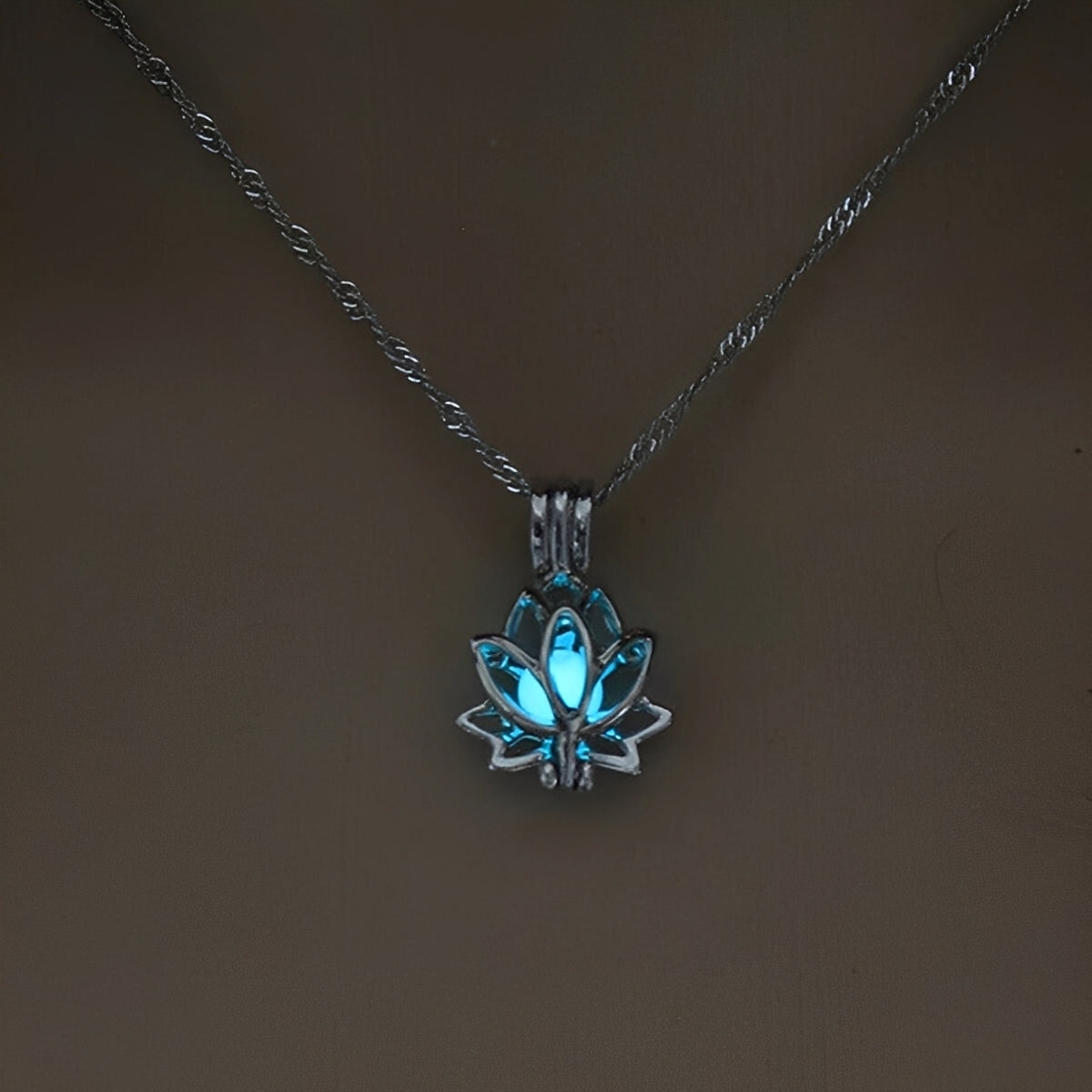 Mathina – fleur de lotus brillante