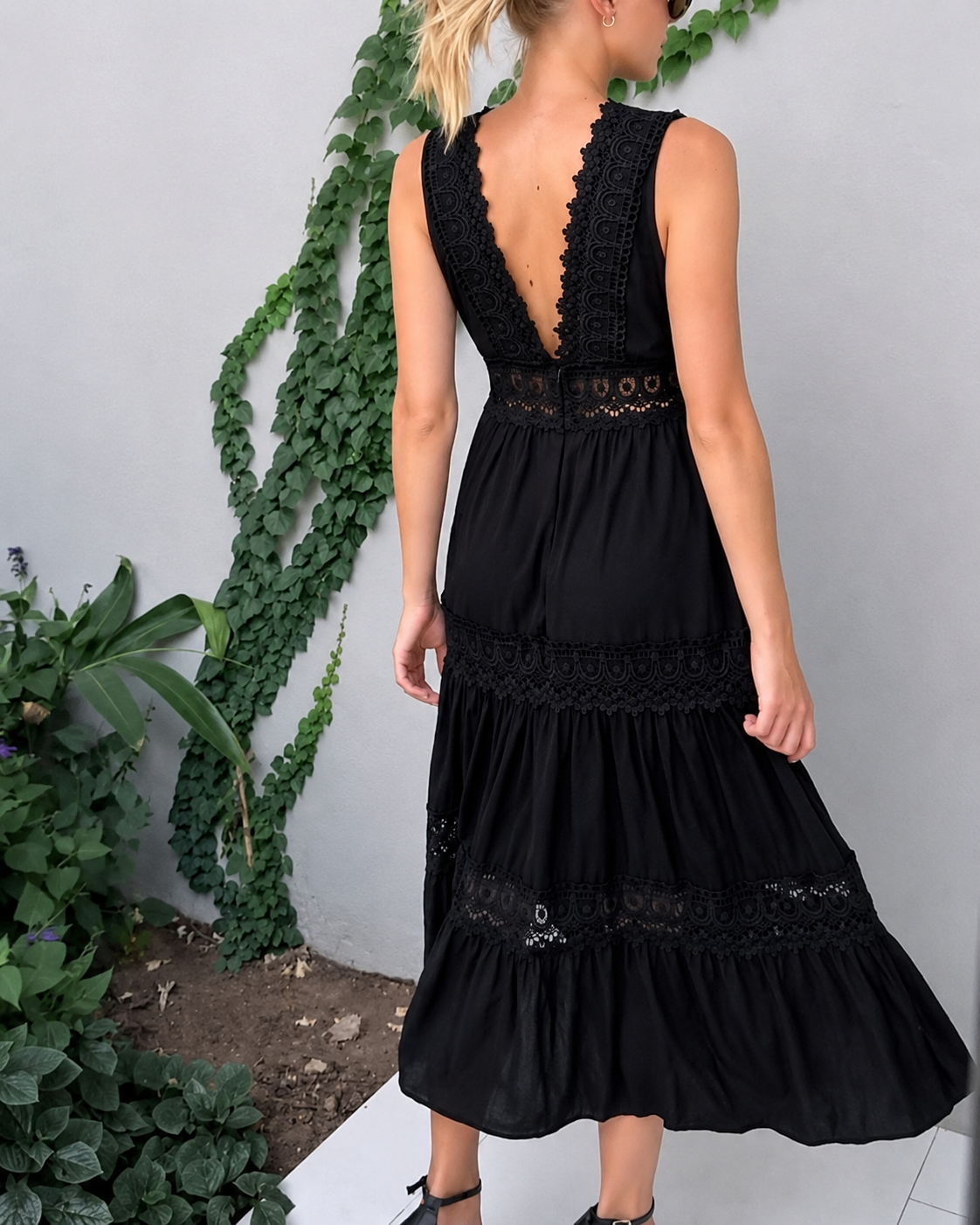 Shaquira - Robe Chic à Col en V
