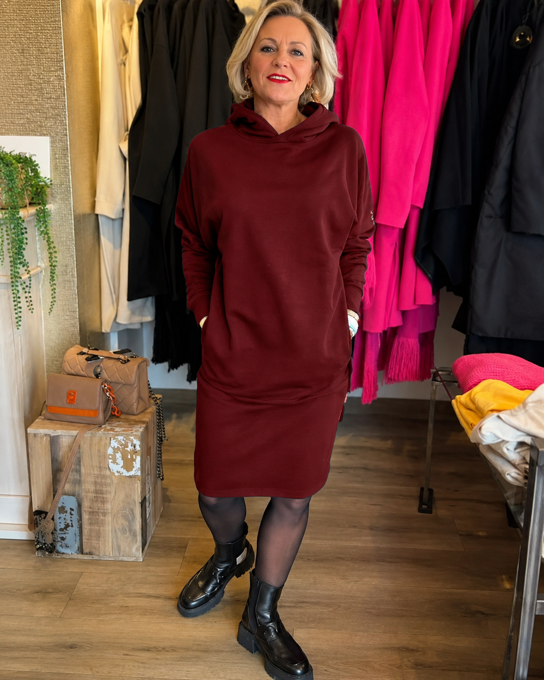 Annette - Robe Chic avec Capuche