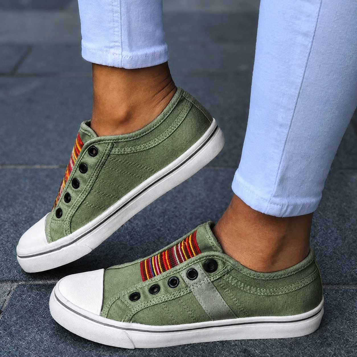 Jorrie - Baskets Classiques en Toile Élastique