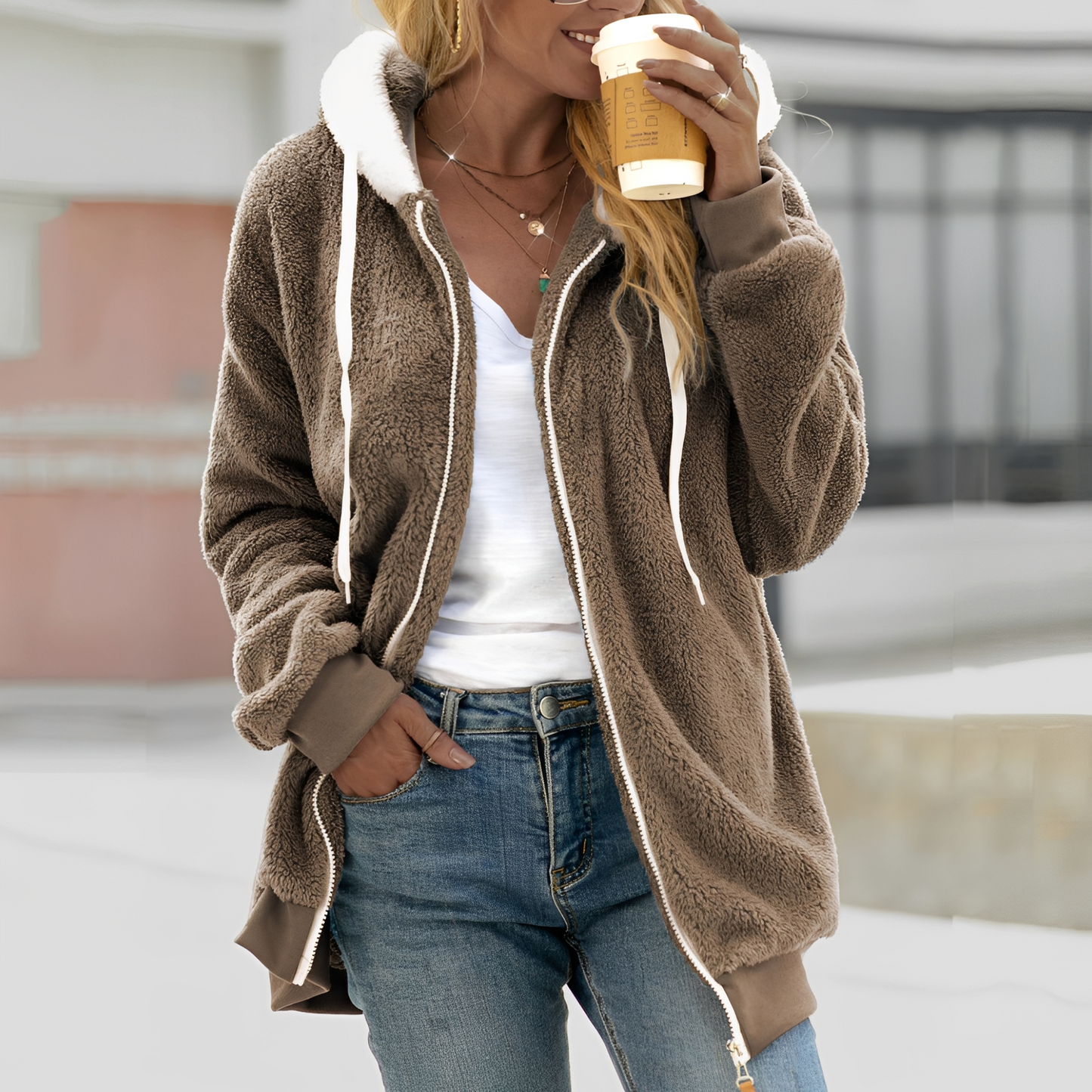 Chloe - Warme Kapuzenjacke für Damen mit Sherpa-Futter