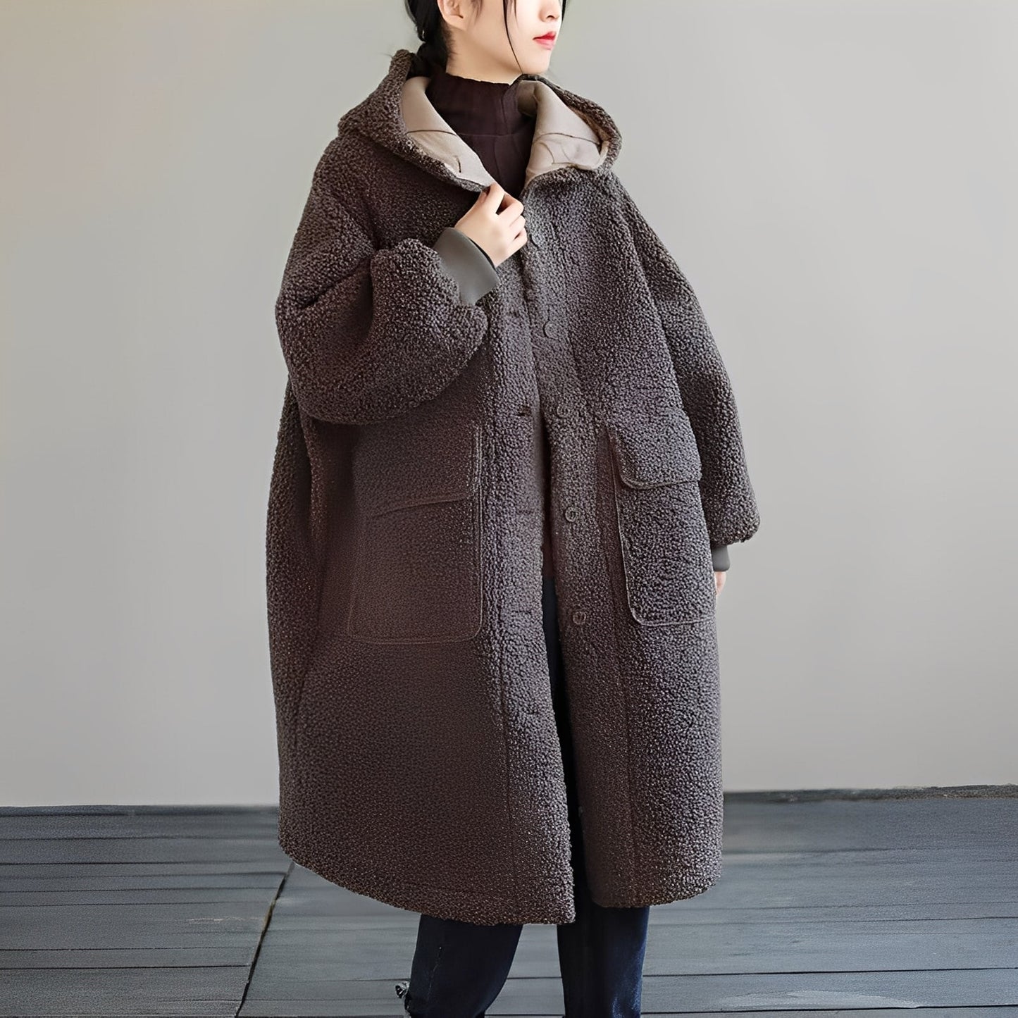 Nydia - Manteau chaud en laine avec capuche pour femmes