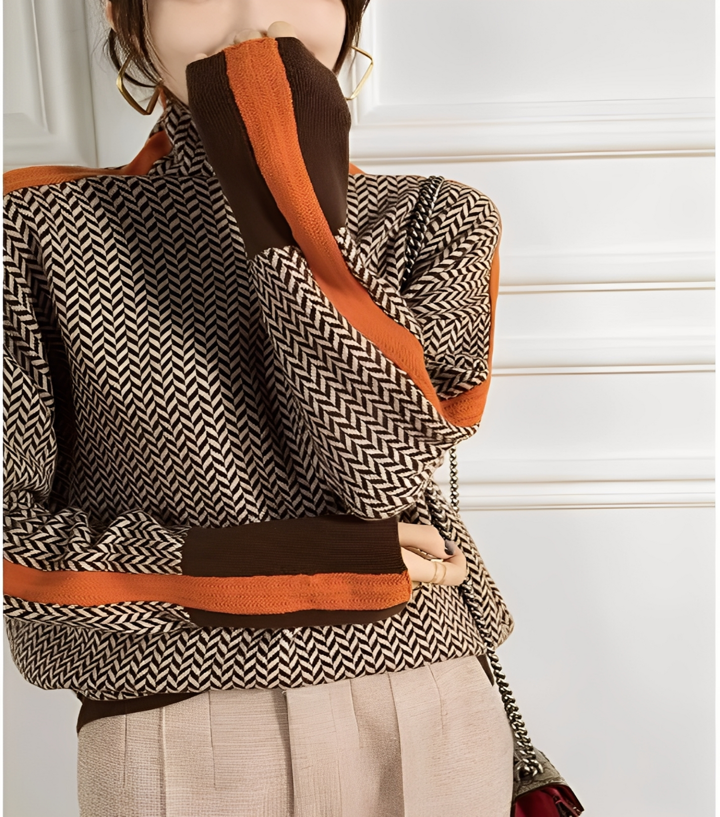 Anita - Elegant women's sweater in cashmere with a turtleneck collar