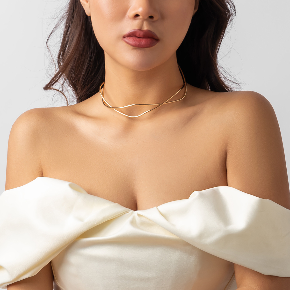 Collier en fil tressé - Choker moderne
