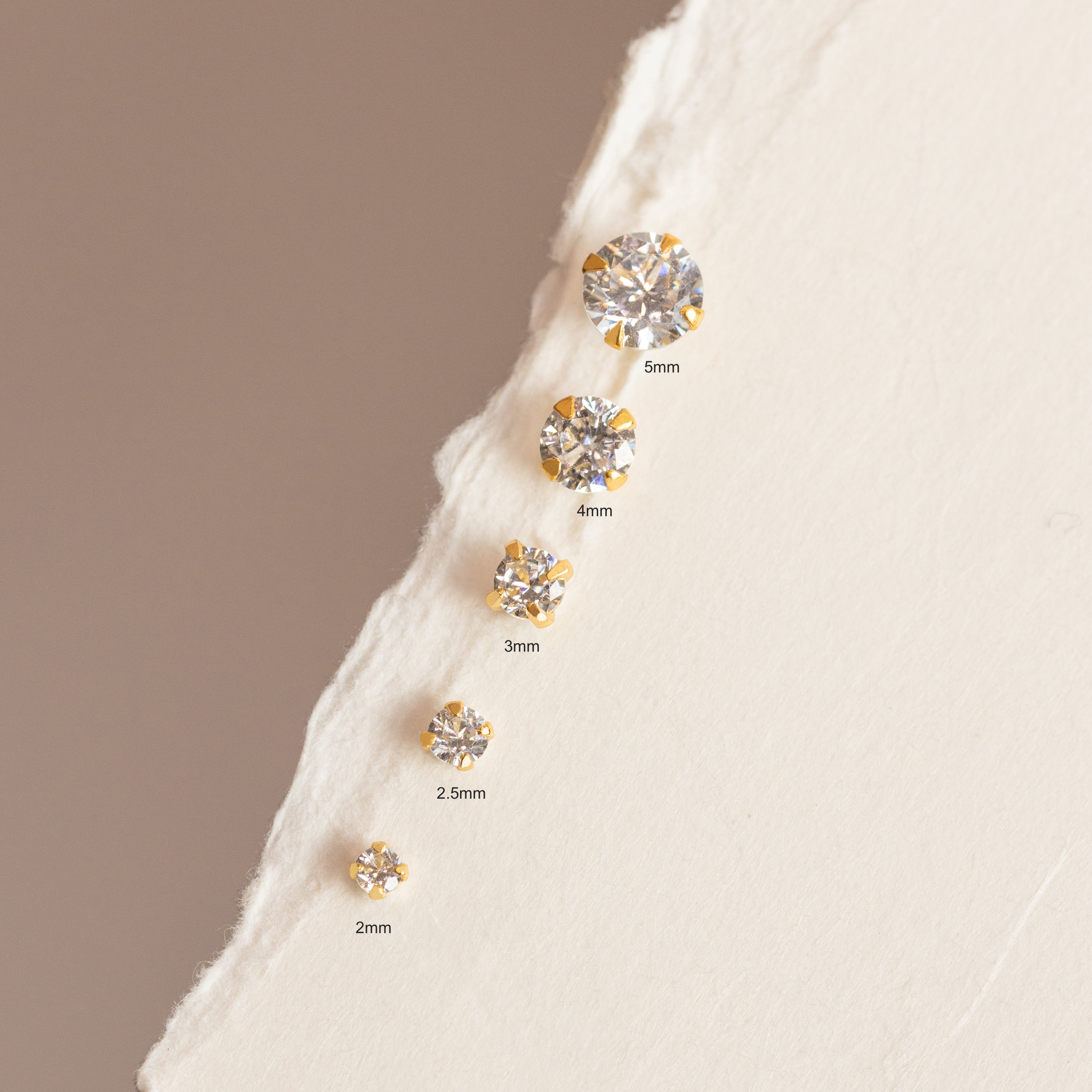 Sloane - Mini boucles d'oreilles brillantes de 2mm