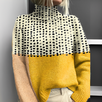 Olivia - Comfortable women's sweater with a turtleneck collar