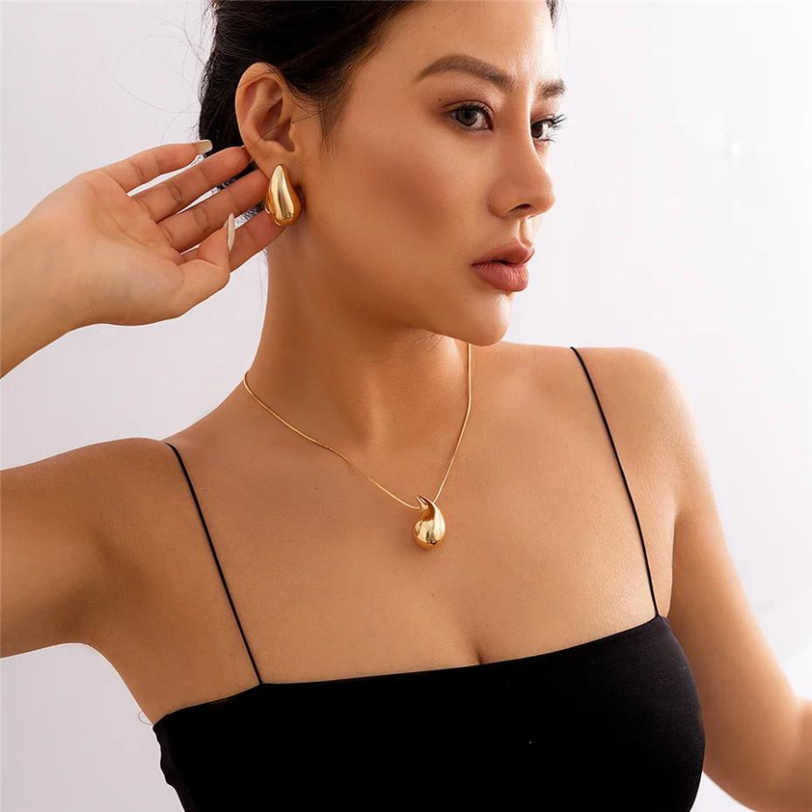 Collier de gouttes d'eau de grande taille - Collier doré avec pendentif de goutte d'eau