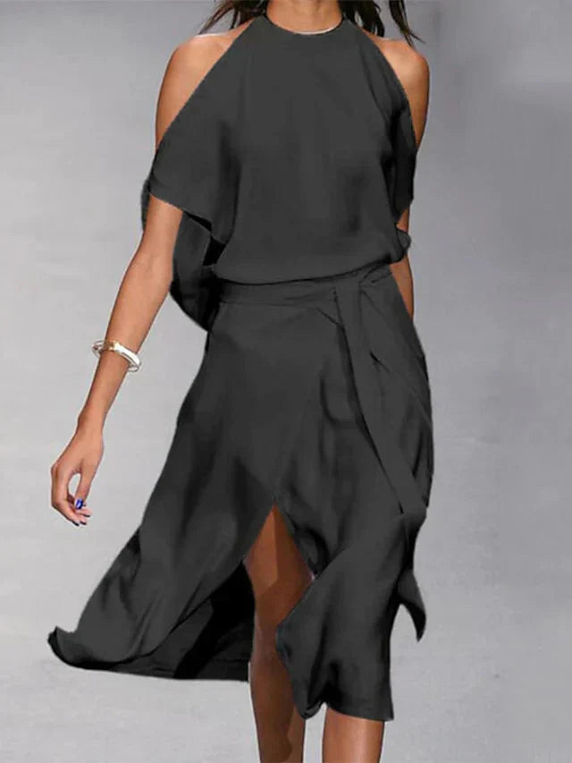 Madonna - Robes chic avec décolletés tendance sur les épaules