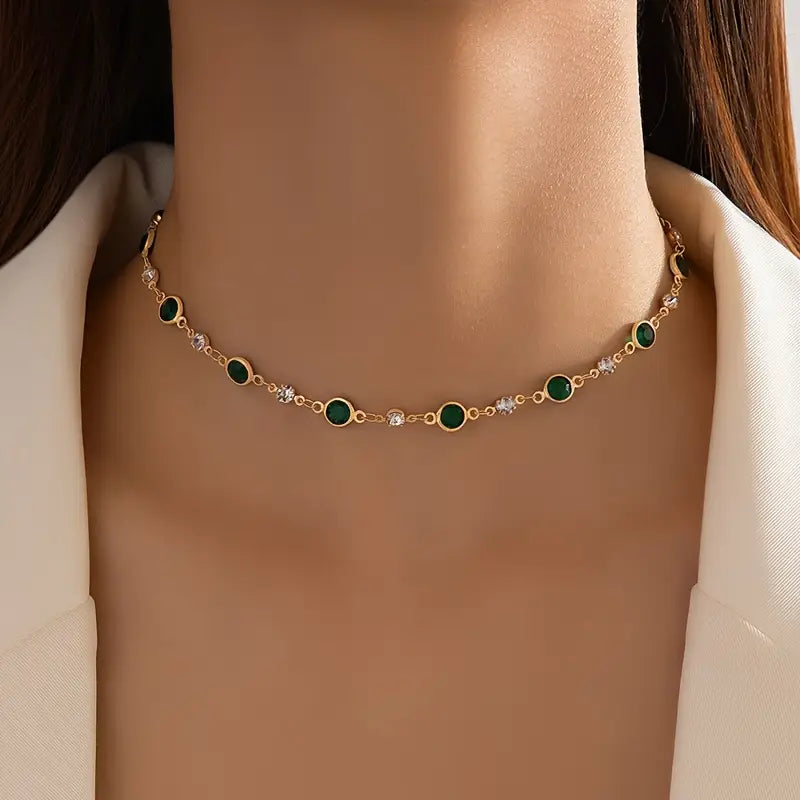Esmeralda – Collier avec pendentif vert émeraude