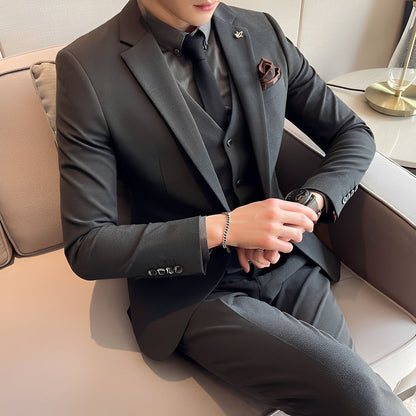 Marc - Refined three-piece men's suit
