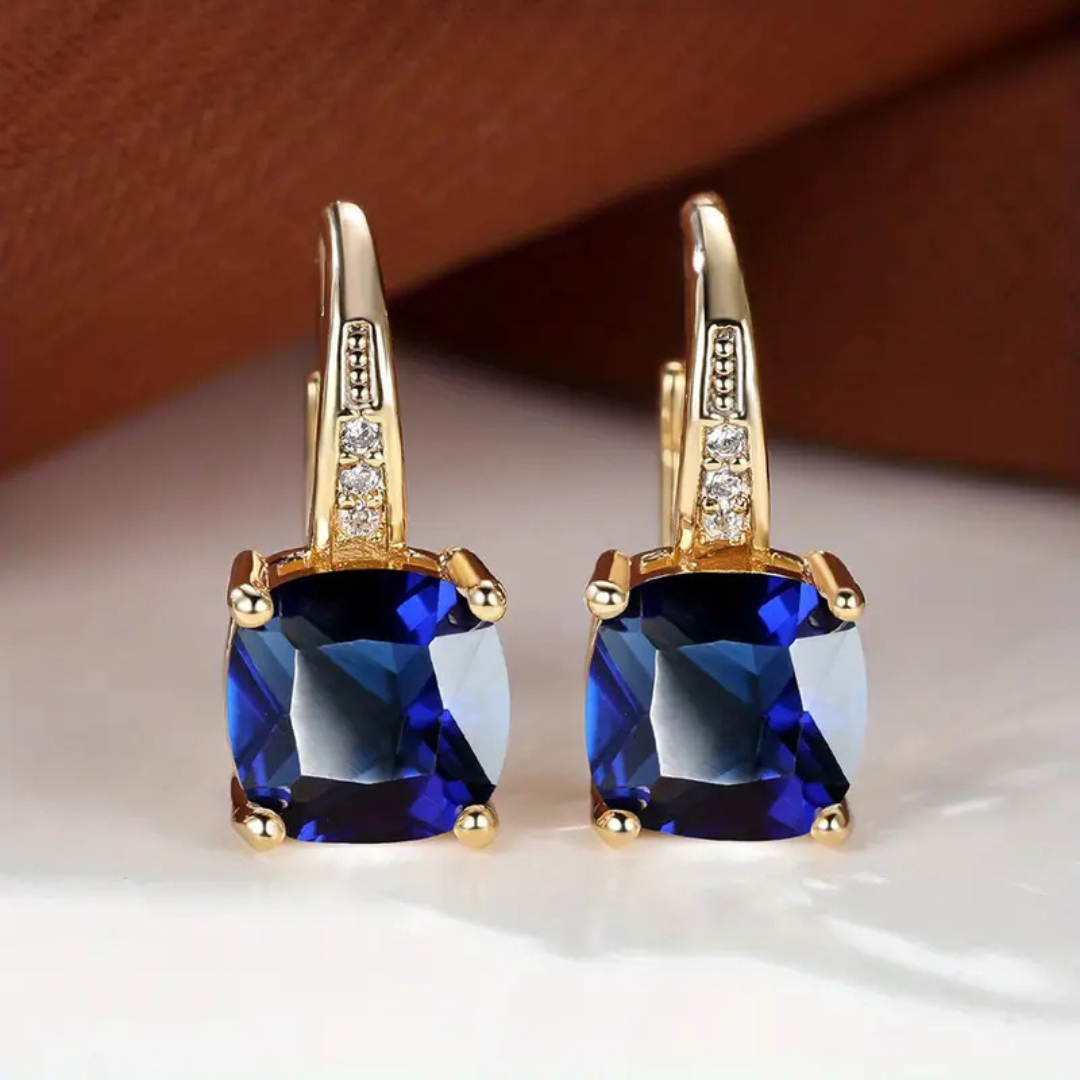 Naoko – Boucles d'oreilles élégantes avec pierres brillantes