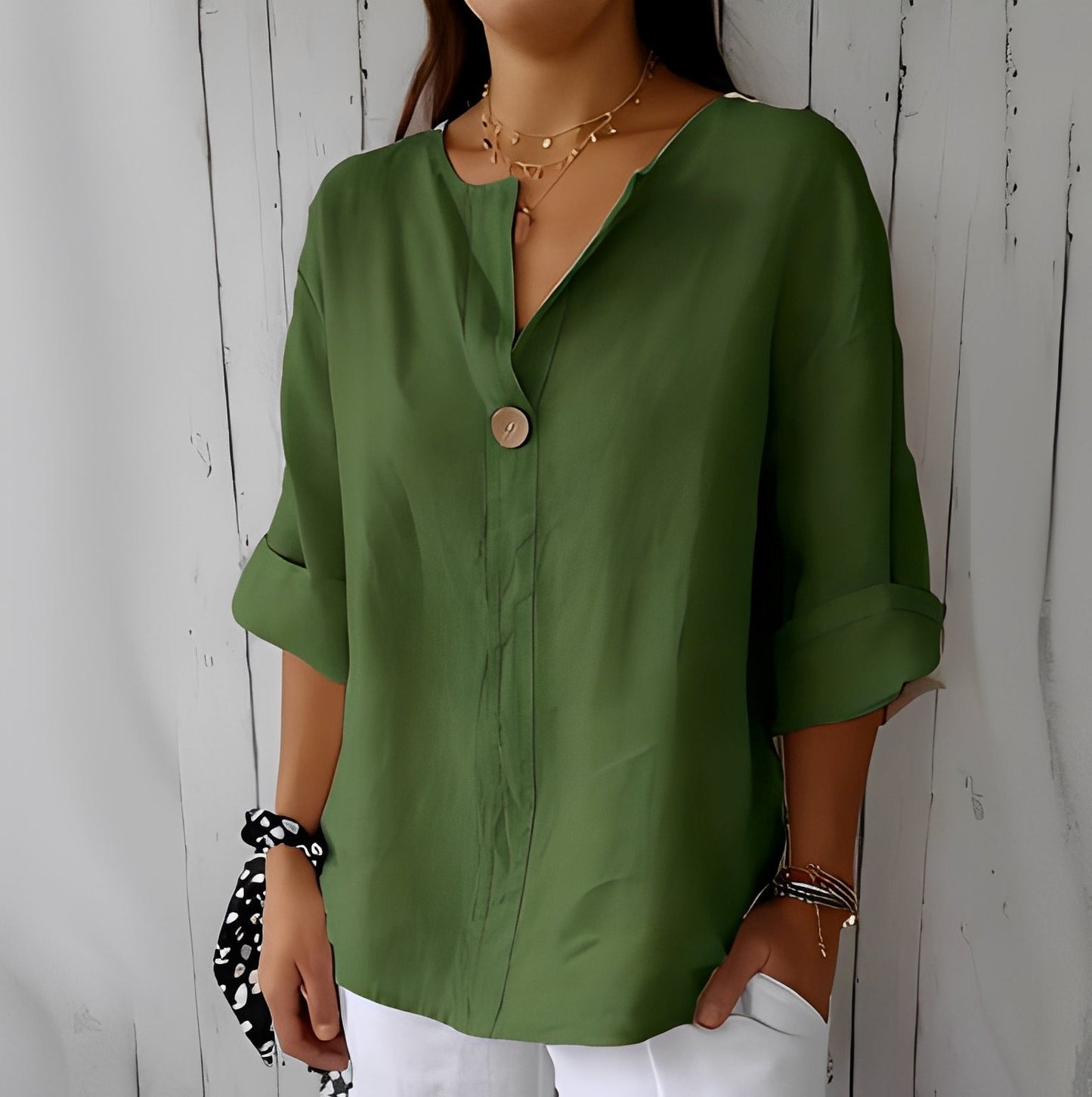Noémie - Light blouse with V-neck for women