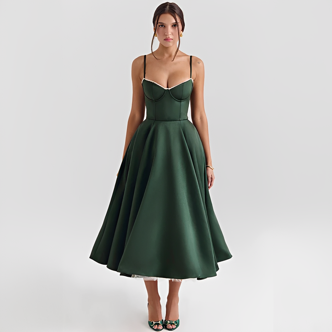 Zendaya - Robe Chic à Double Épaisseur