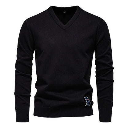 Josh - Elegant men's sweater with V-neck collar