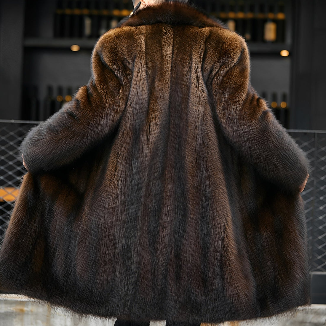 Matteo - Manteau long élégant en fourrure pour hommes