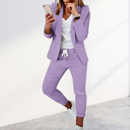 Amélie – Blazer Chic et Pantalon Coordonné