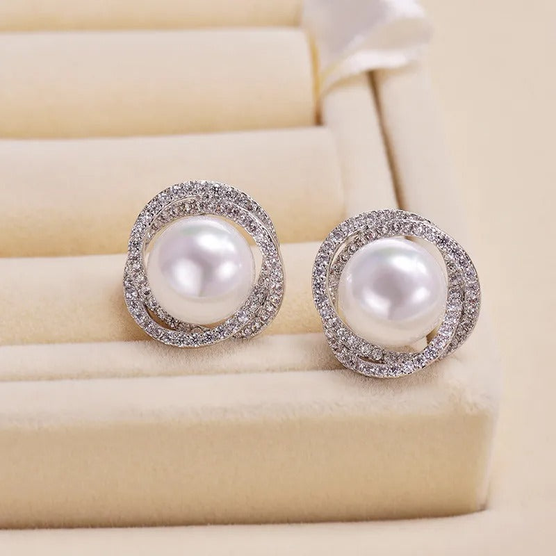 Aveline – Boucles d'oreilles en perles en forme de spirale