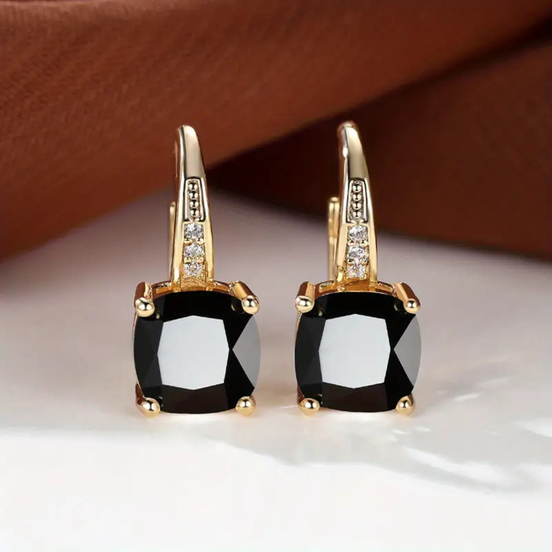 Naoko – Boucles d'oreilles élégantes avec pierres brillantes