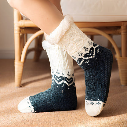 Danika - Chaussettes sophistiquées en matière pelucheuse avec motif cœur pour femmes