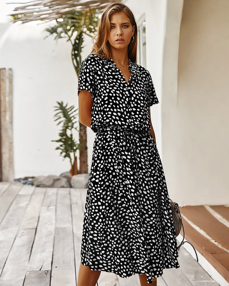 Molly - Robe courte chic à manches courtes avec col pour femmes