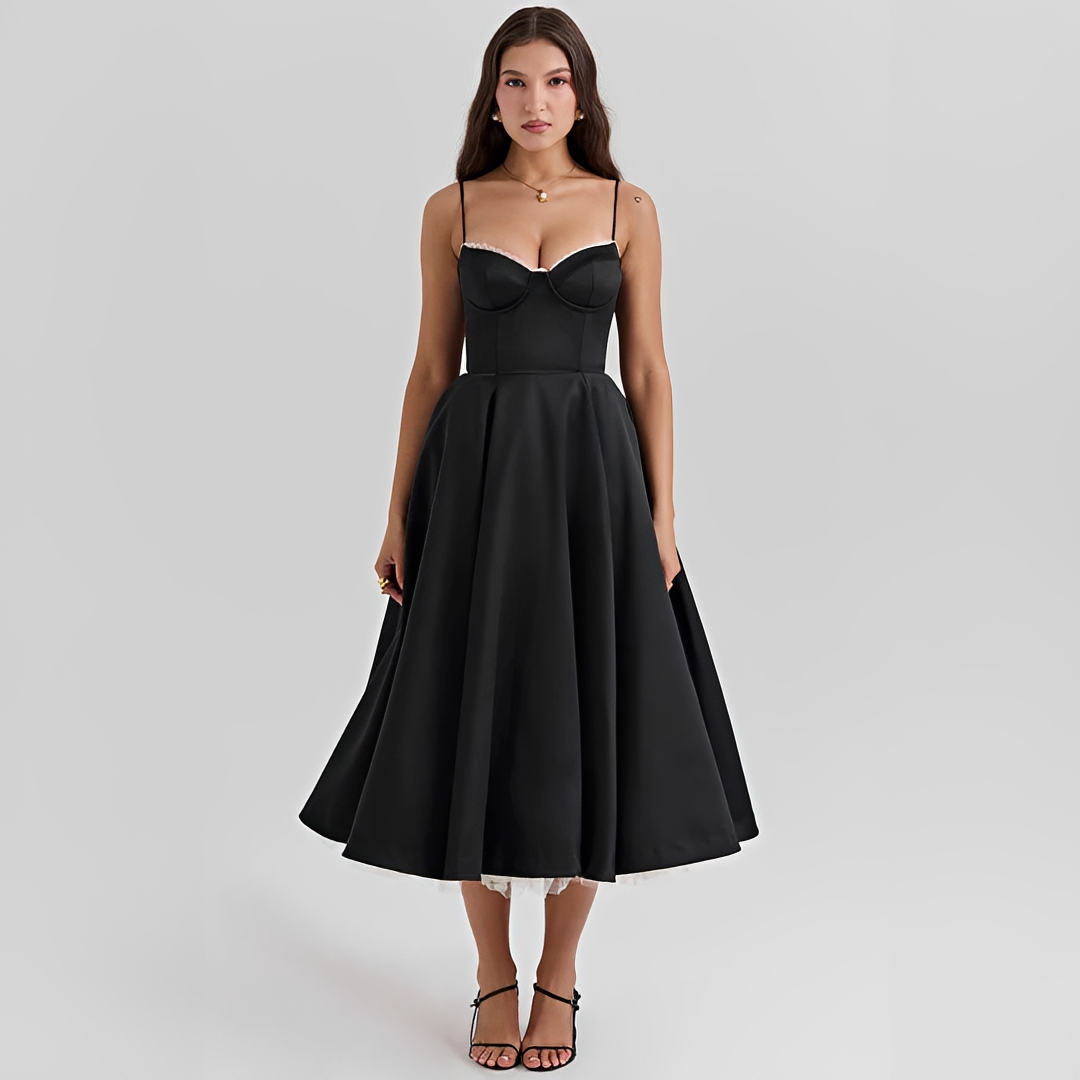 Zendaya - Robe Chic à Double Épaisseur