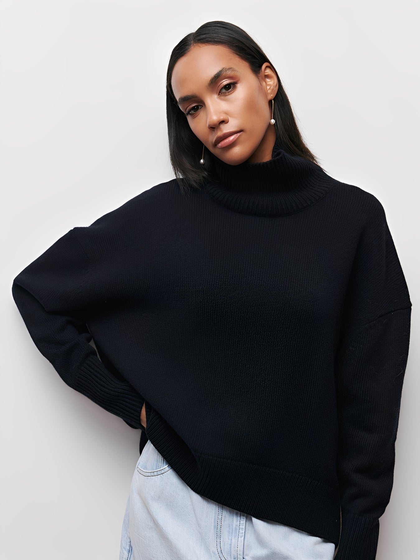Marva - Warm and stylish sweater for women with turtleneck
