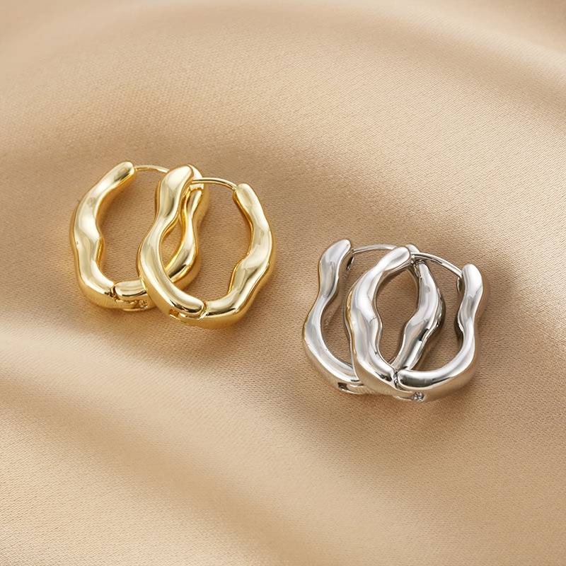 Boucles d'Oreilles de créole irrégulières - Boucles d'Oreilles de créole de forme irrégulière