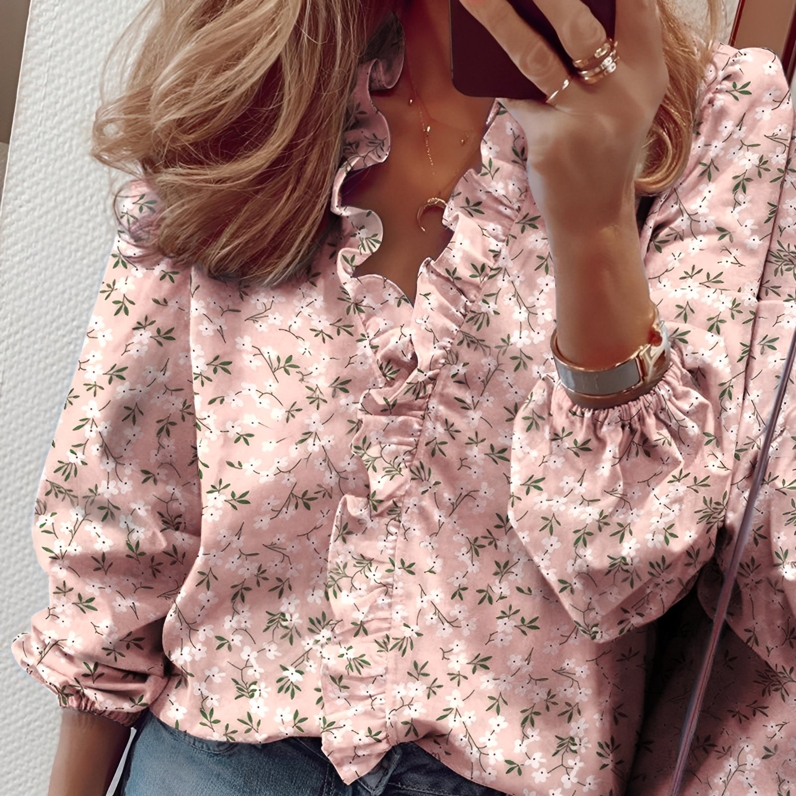 Martha - Blouse élégante à volants avec col en V pour femmes