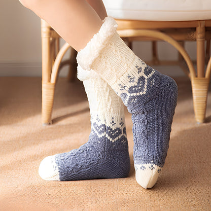 Danika - Chaussettes sophistiquées en matière pelucheuse avec motif cœur pour femmes