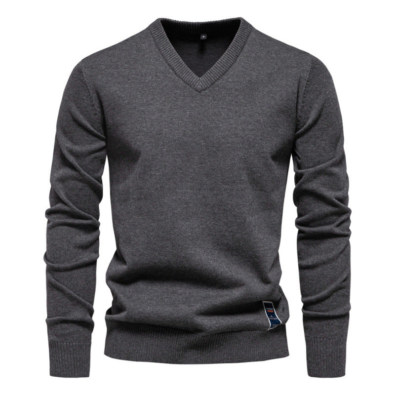 Josh - Elegant men's sweater with V-neck collar