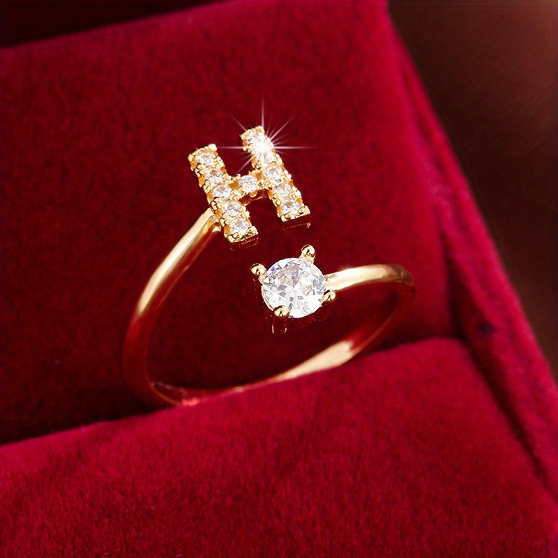 Nova – Bague ouverte moderne avec initiale et zircon