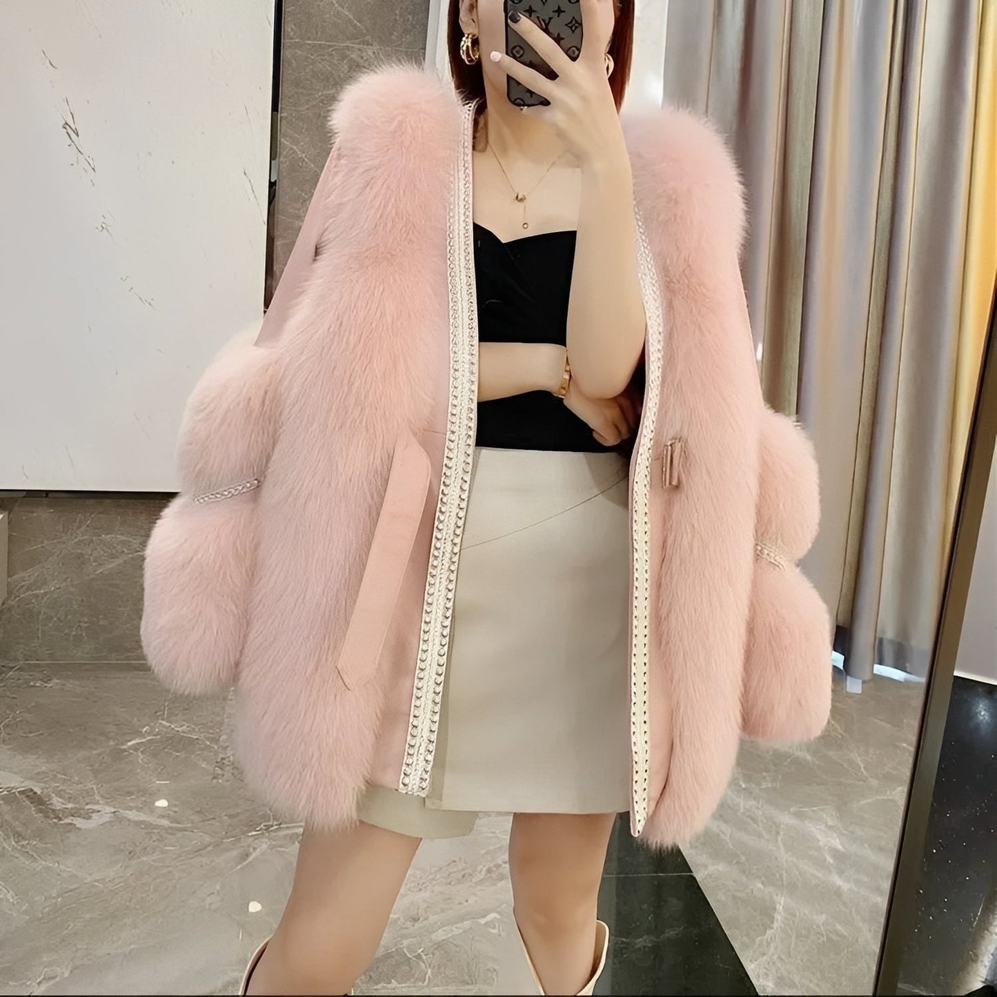 Brianna - Warmer und modischer Pelzmantel für Damen