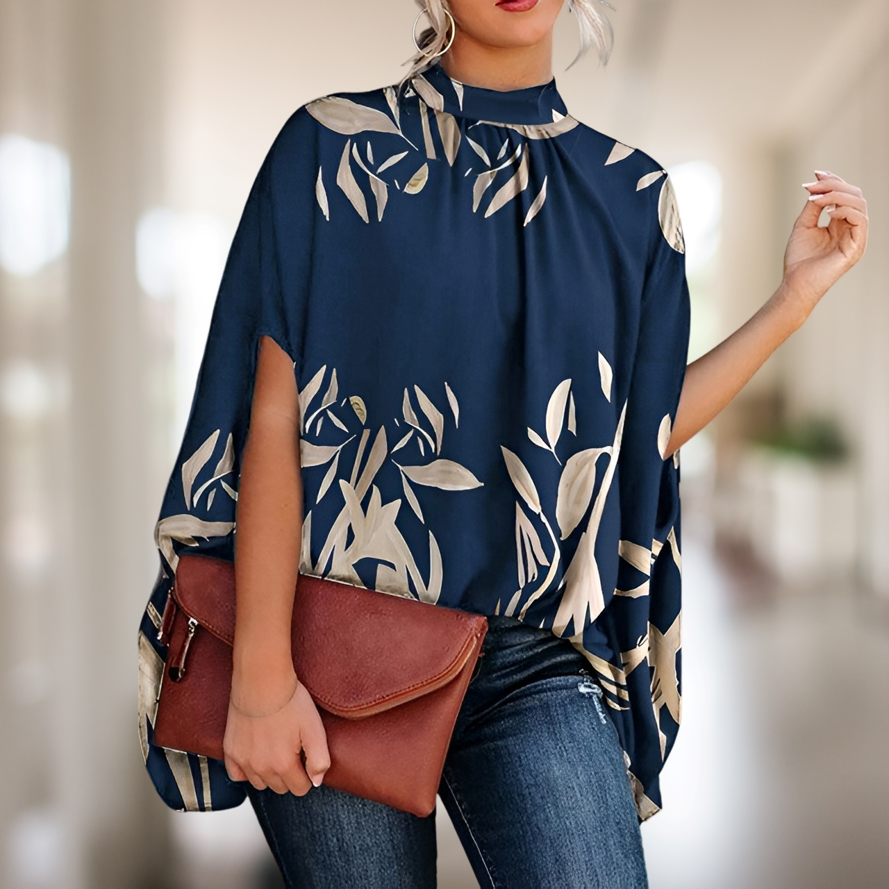Adrion - Blouse élégante avec coupe évasée
