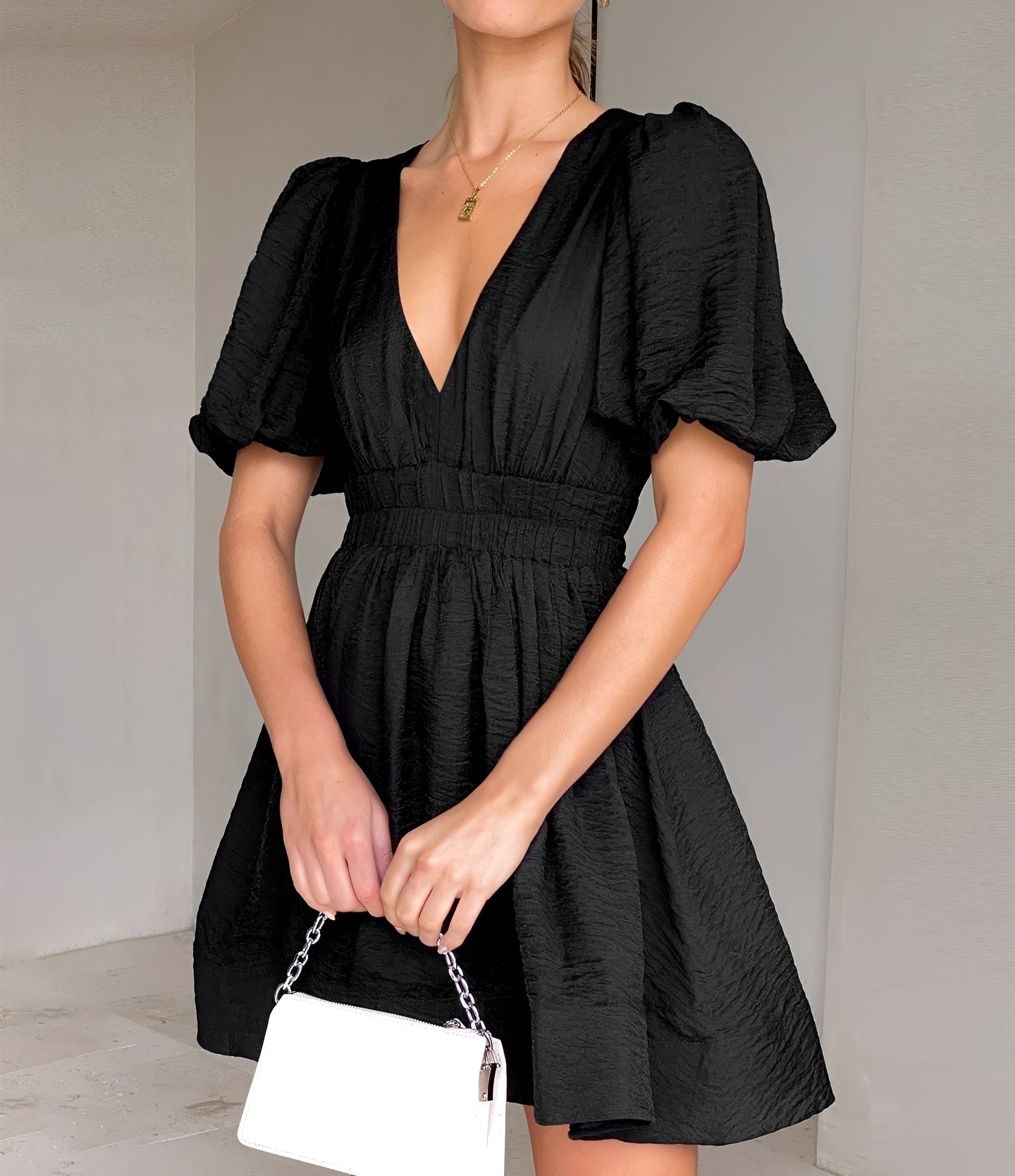Caroline - Mini Robe Élégante