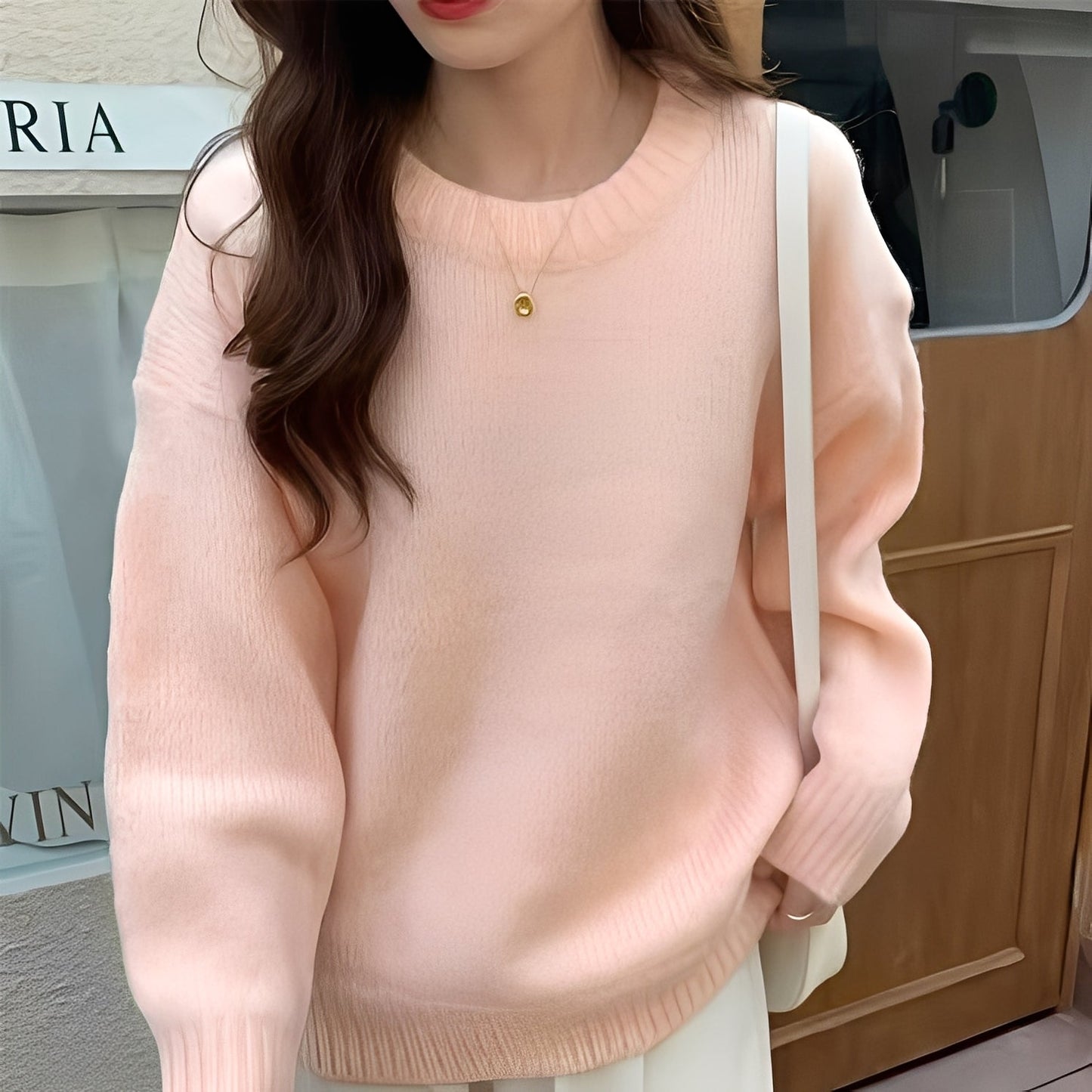 Roxanna - Basic loose sweater for women