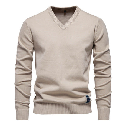 Josh - Elegant men's sweater with V-neck collar