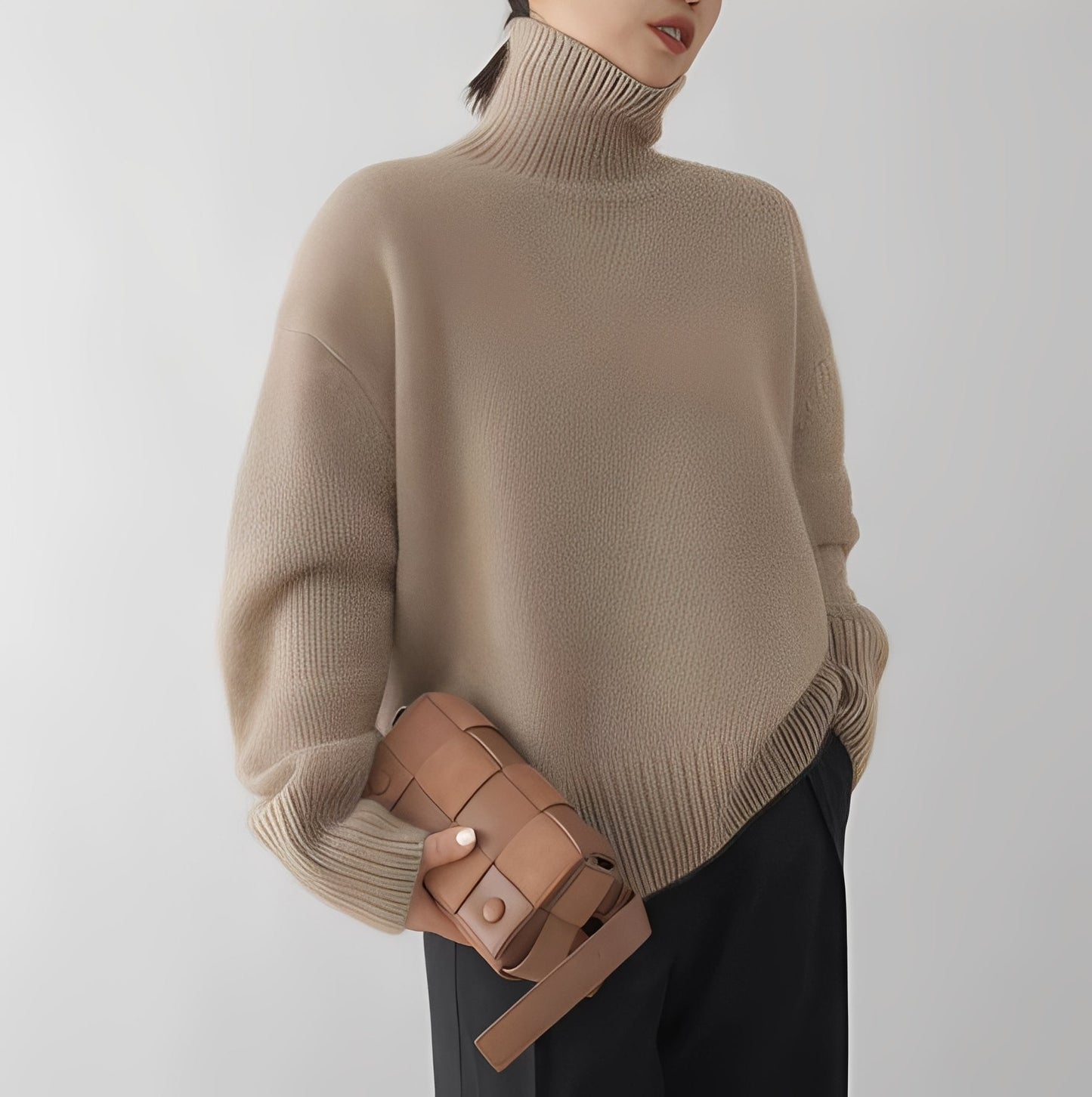 Clementine - Elegant turtleneck sweater for women