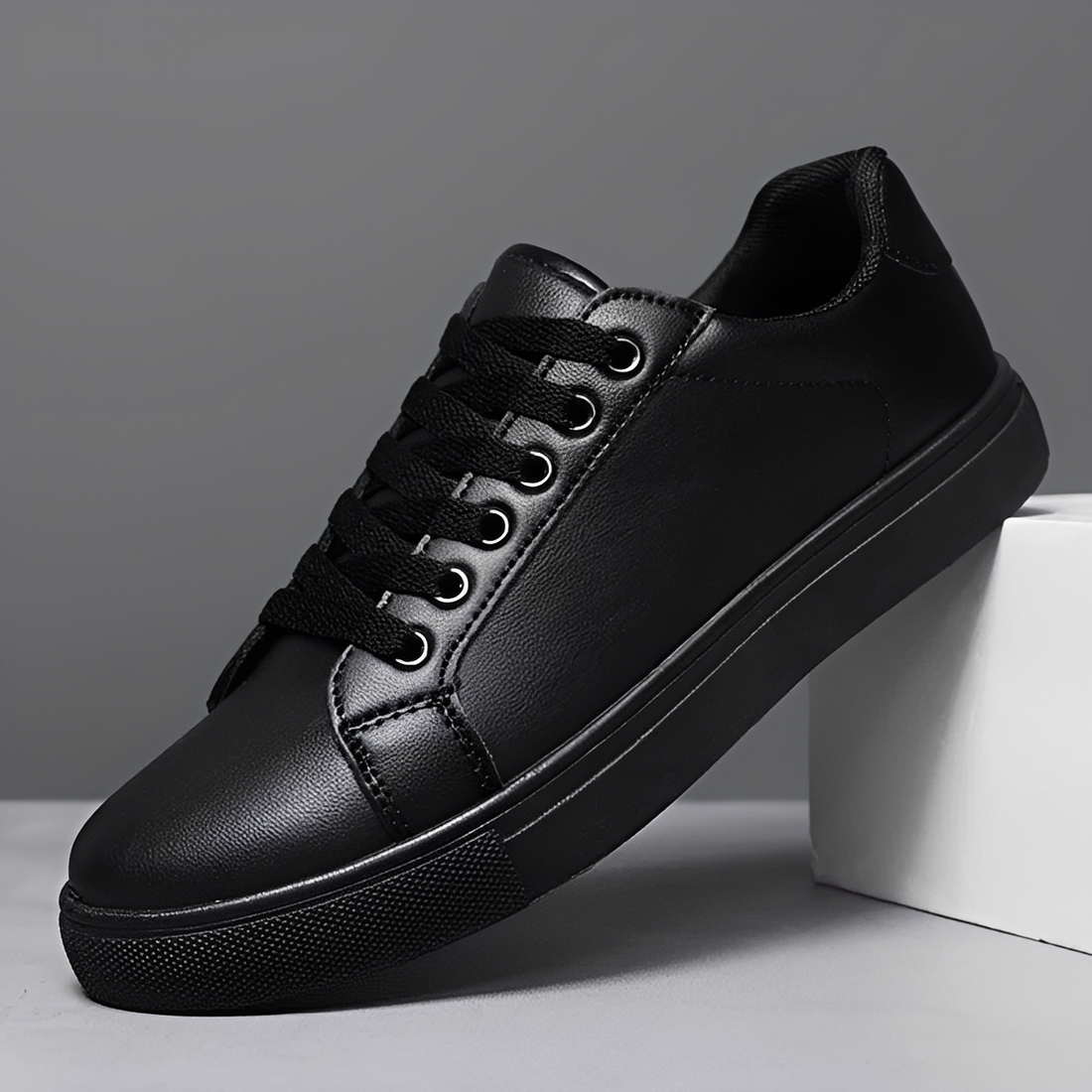 Nicholas - Sneakers à lacets à la mode