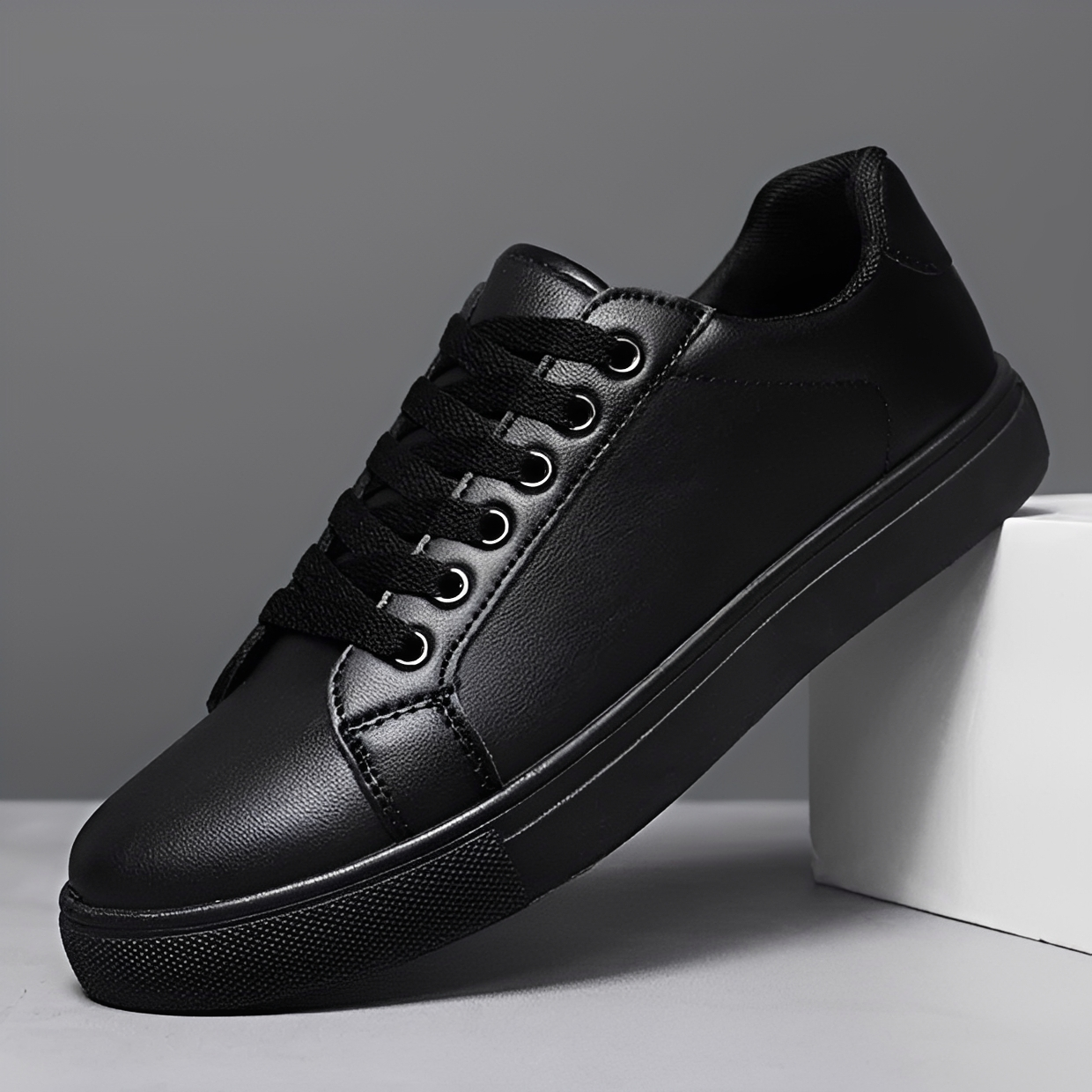 Nicholas - Sneakers à lacets à la mode